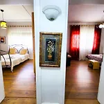 아파트 Penthouse Sweet Bliss 티라나