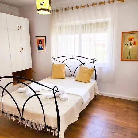 Penthouse Sweet Bliss 公寓 地拉那