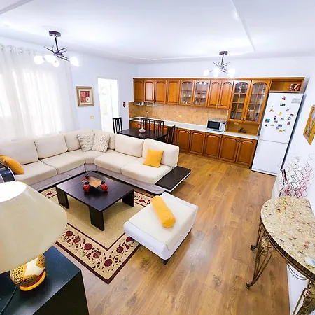 Penthouse Sweet Bliss * تيرانا